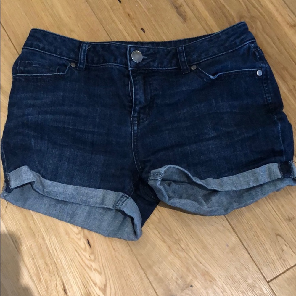 Elle Jean shorts size 8